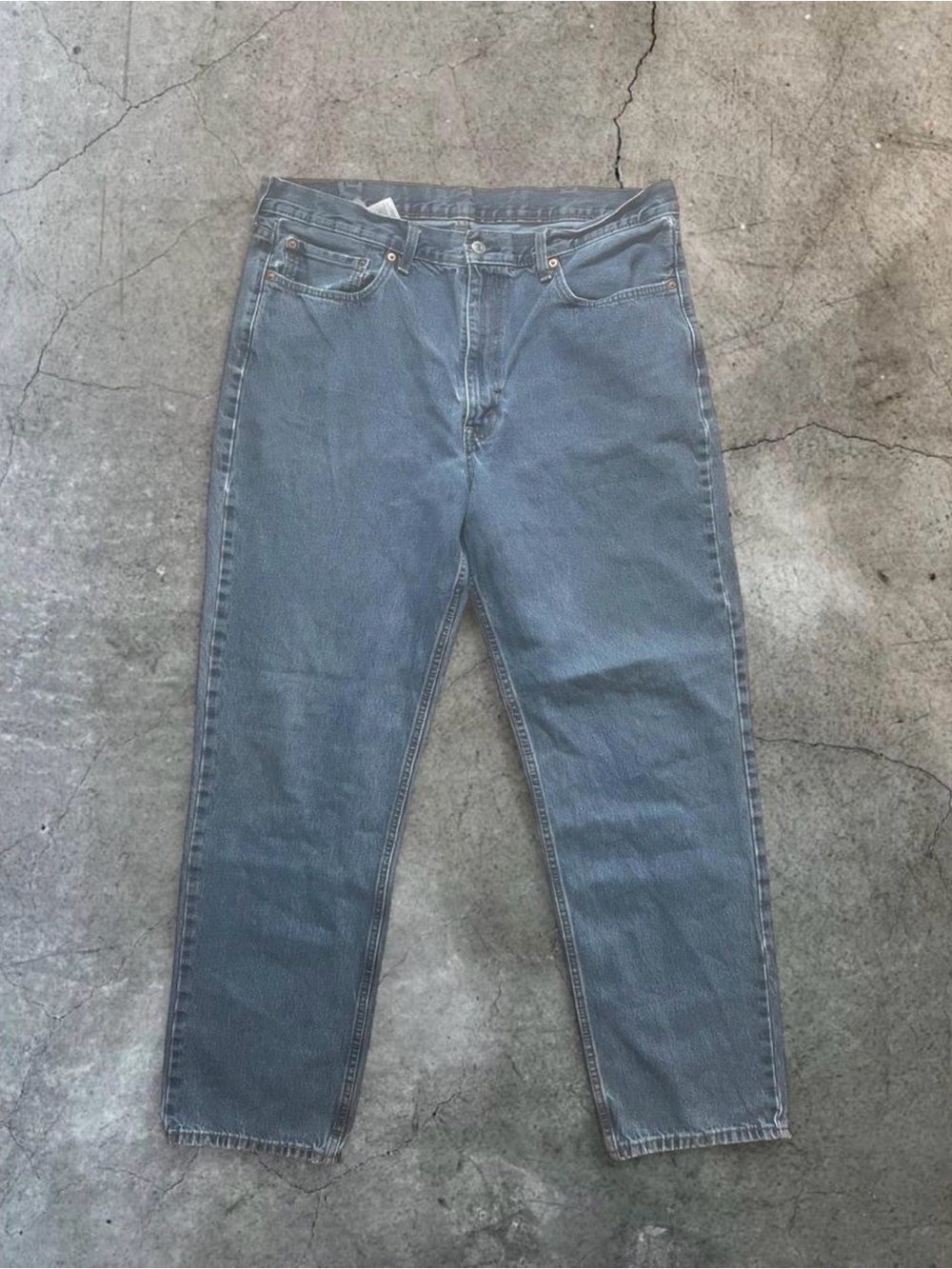 Levis 550 Blue Denim Jeans - Size 38x34
